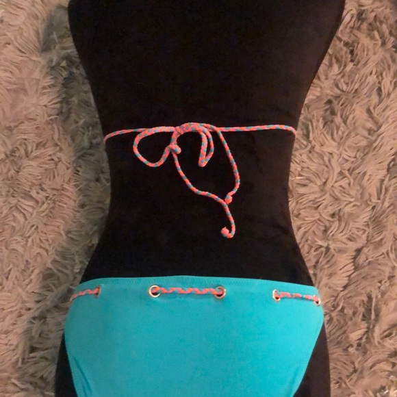 Women’s bikini - Picture 4 of 4